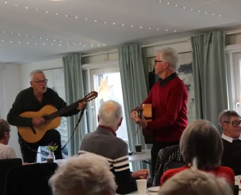 4ECA87A0-4DE1-4CF9-B0B7-775EF598F71C