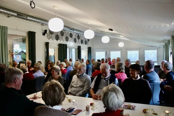 9B36AEF5-2E25-4EAE-9EE1-8A744A4DD954_1_201_a