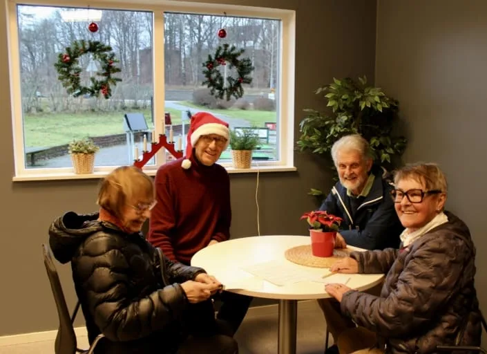 AFFC5D94-32CE-4B16-B2D6-CDF3577977D8_1_201_a